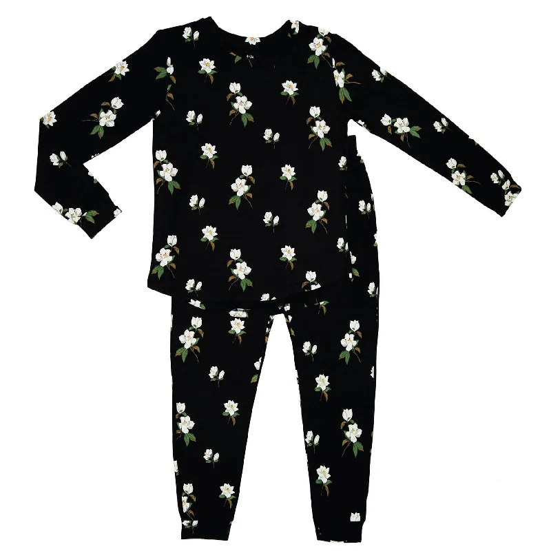 womens-jogger-pajama-set-in-big-magnolia-on-midnight