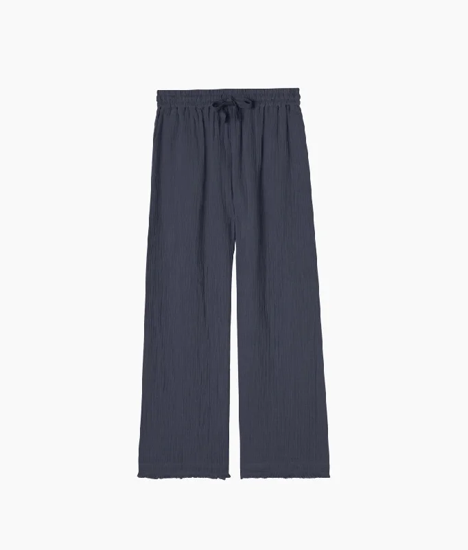 The Going Places Gauze Frayed Hem Pant - Midnight