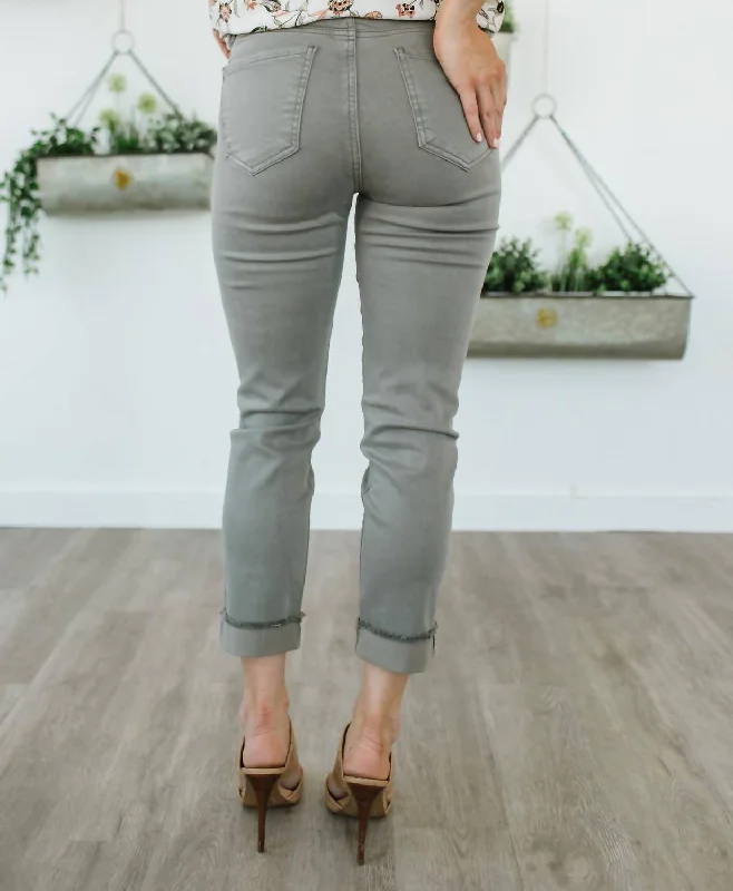 amy-crop-straight-leg-jean-in-moss-1