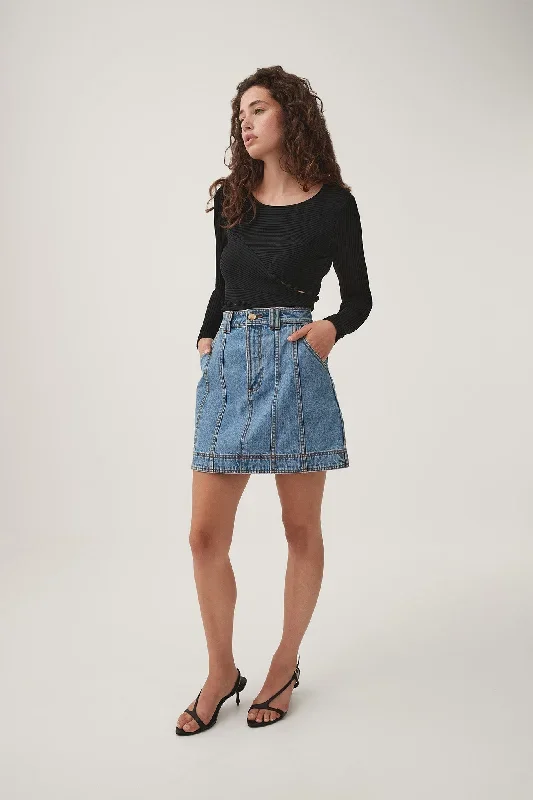 aradia-denim-mini-skirt-classic-wash