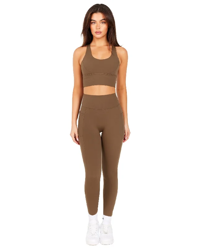 aura-bonded-ascend-leggings-cafe-latte