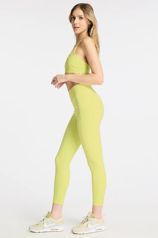 center-stage-pocket-legging-green-1