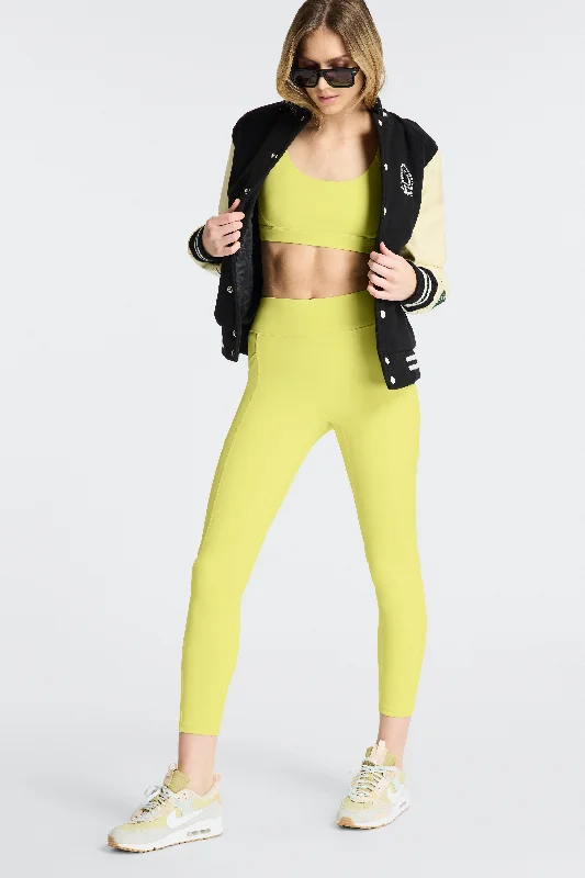 center-stage-pocket-legging-green-1