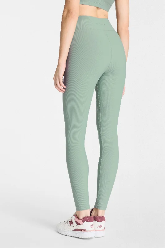 center-stage-rib-legging-green