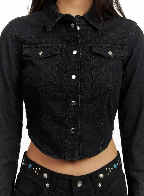 denim-pocketed-button-up-crop-shirt-cy403