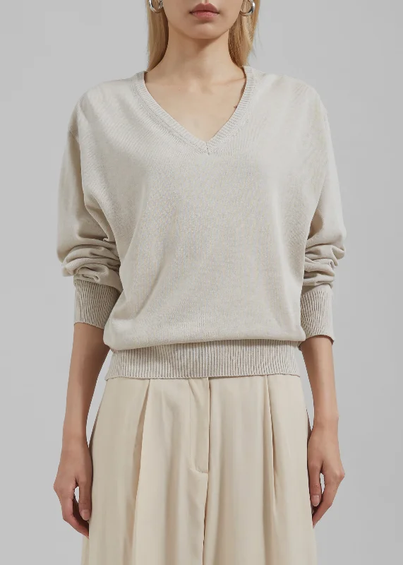 eliora-v-neck-sweater-beige