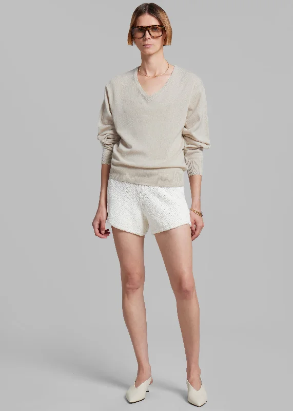 eliora-v-neck-sweater-beige