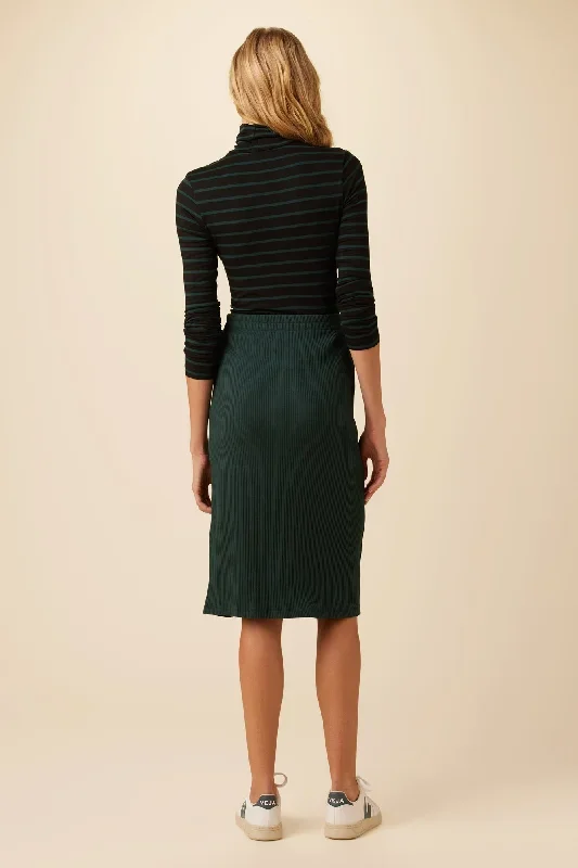 gadot-paris-rib-skirt-darkest-spruce