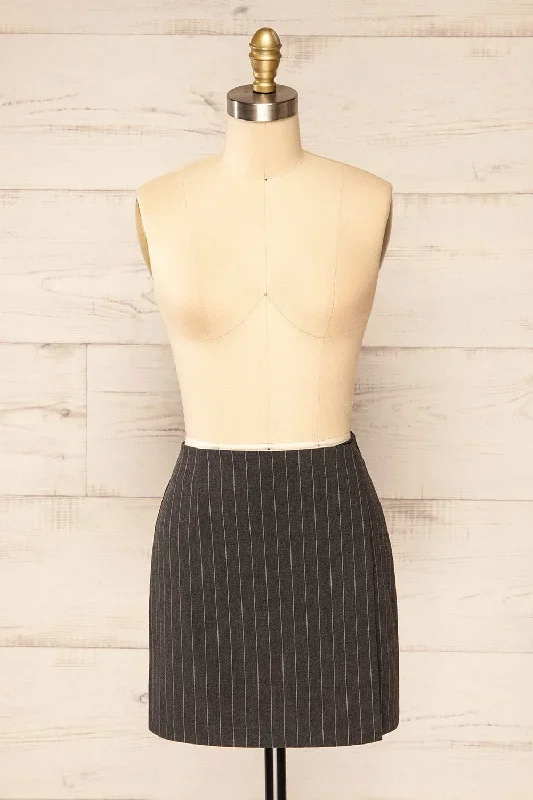 Kolwezi | Short Grey Pinstripe Skirt