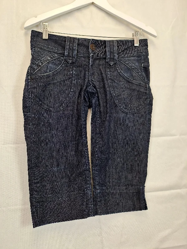 pepe-jeans-knee-length-denim-shorts-size-8-b009-284-bu