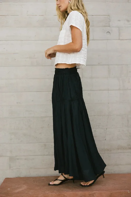 phillipa-pleated-maxi-skirt-in-navy