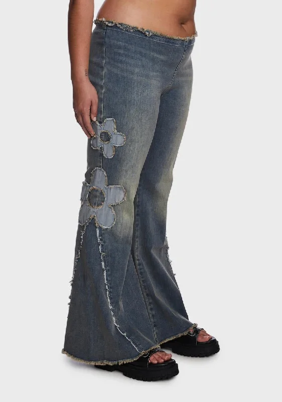 plus-wonder-world-flared-jeans