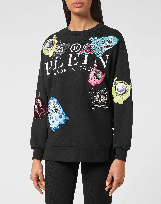 roundneck-pullover-monsters-with-crystals