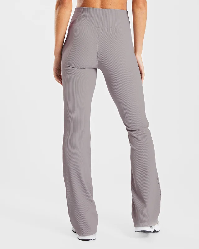 sculpt-ribbed-flared-leggings-fog-grey