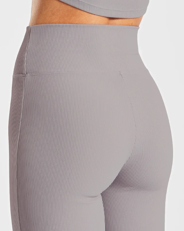 sculpt-ribbed-flared-leggings-fog-grey