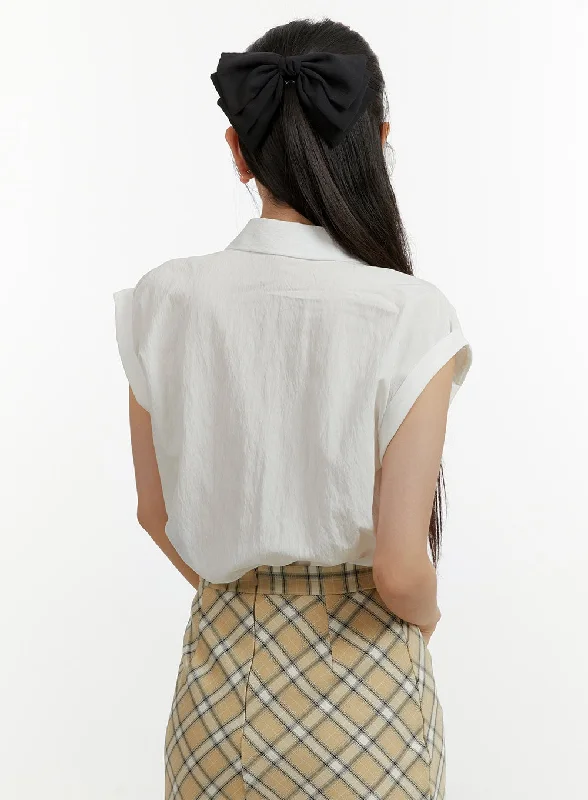 solid-sleeveless-blouse-oy413