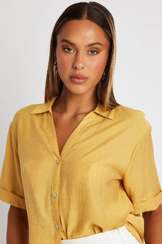 yellow-textured-shirt-short-sleeve-wc1466q-47wb-2